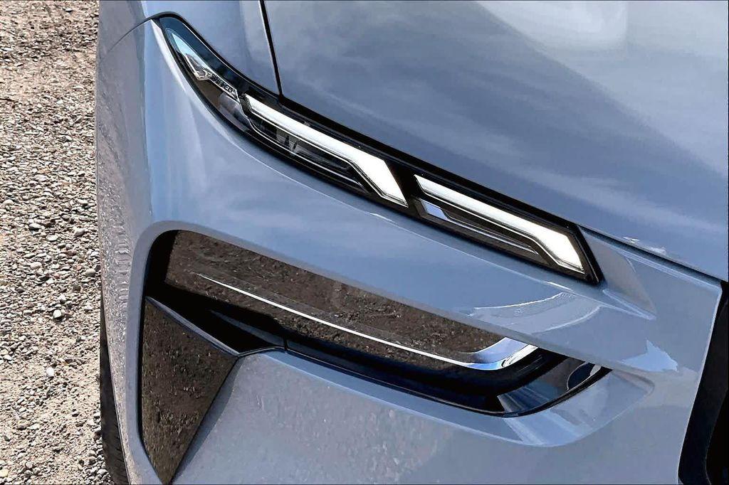 new 2026 BMW X7 car, priced at $103,940