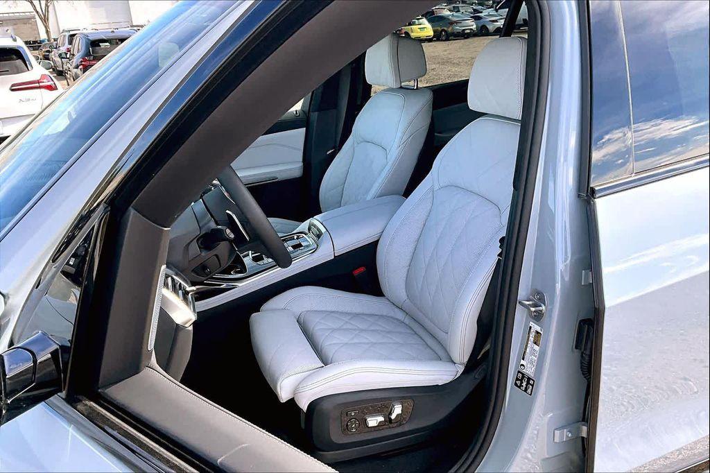 new 2026 BMW X7 car, priced at $103,940