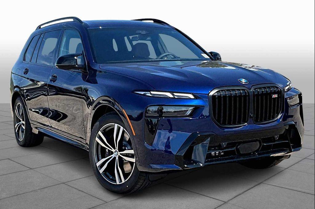 new 2026 BMW X7 car, priced at $128,230