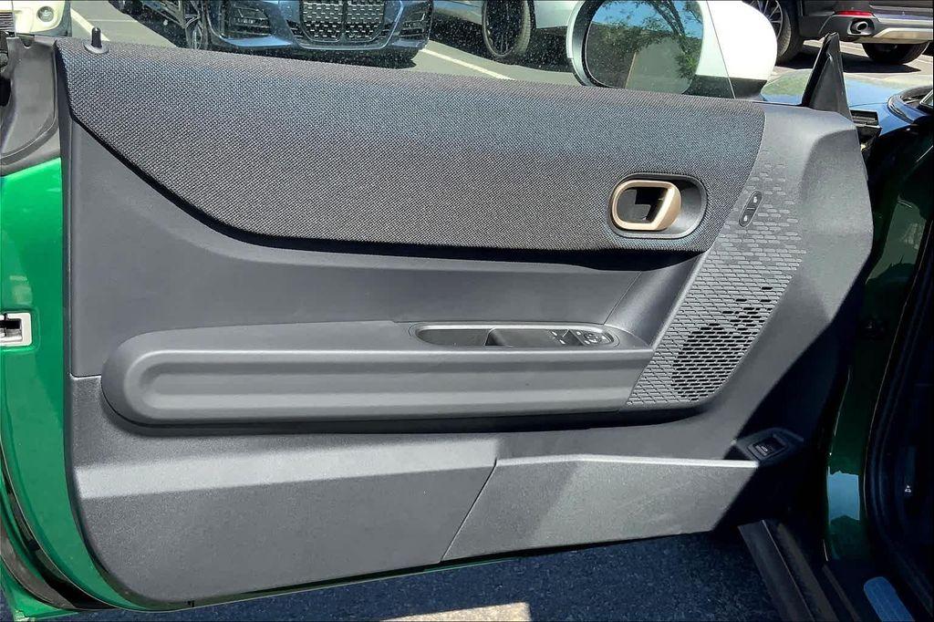 new 2025 MINI Hardtop car, priced at $31,950