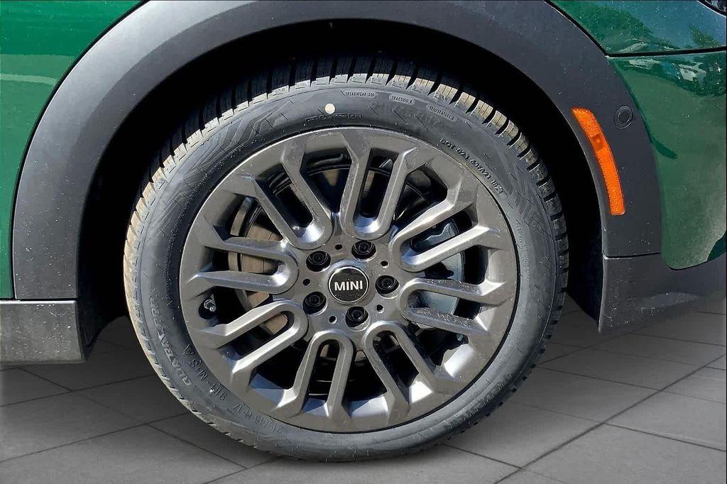 new 2025 MINI Hardtop car, priced at $31,950