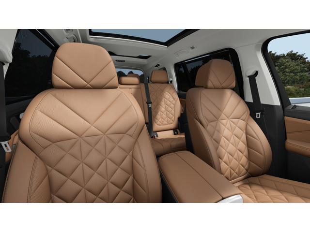 new 2026 BMW X7 car, priced at $94,140