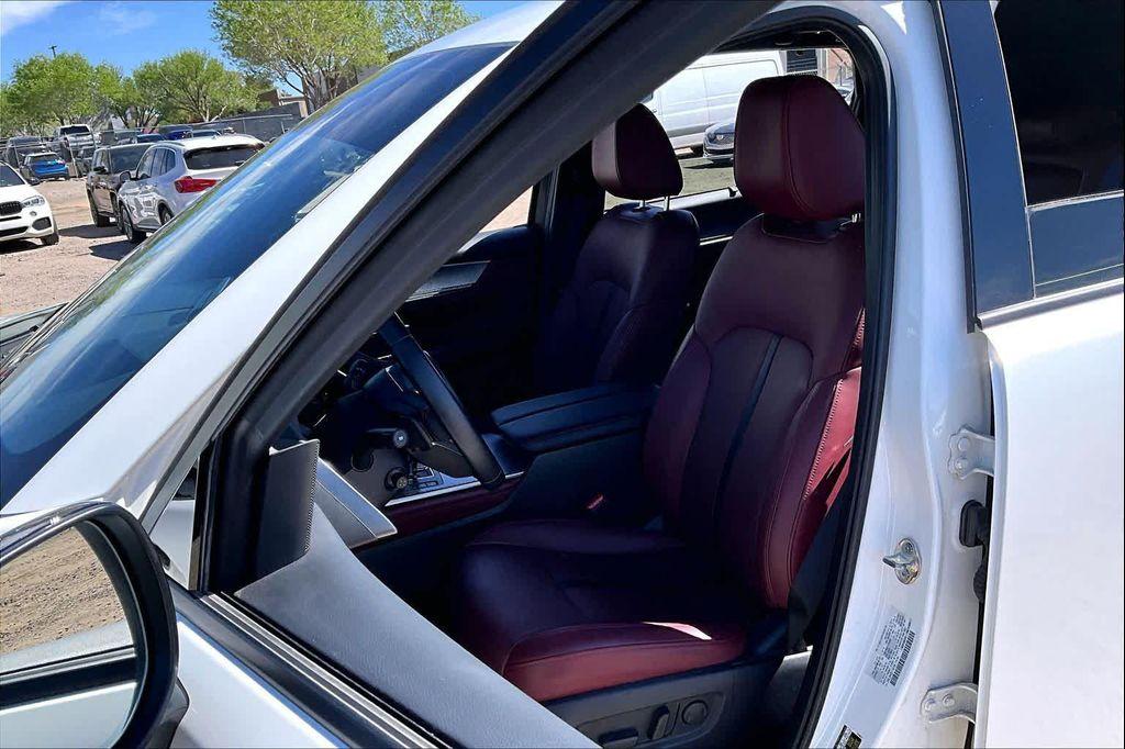 used 2025 Mazda CX-70 car, priced at $39,338