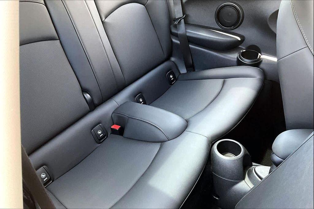used 2023 MINI Hardtop car, priced at $25,288