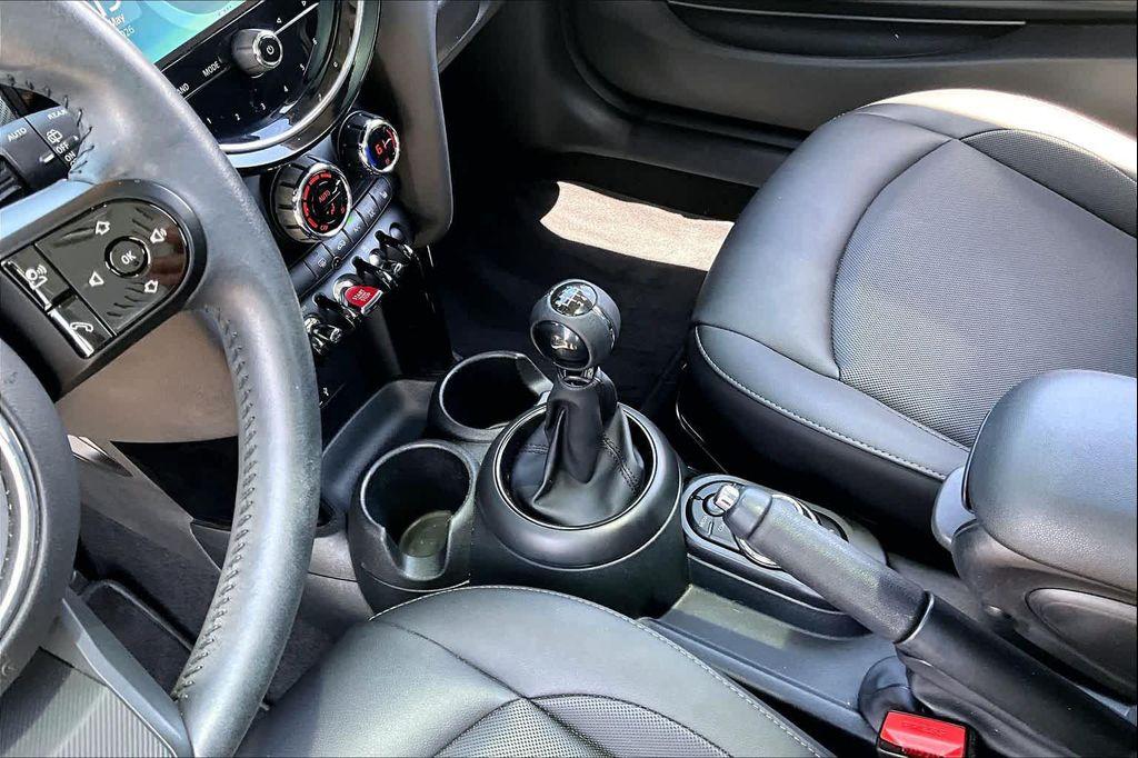 used 2023 MINI Hardtop car, priced at $25,288