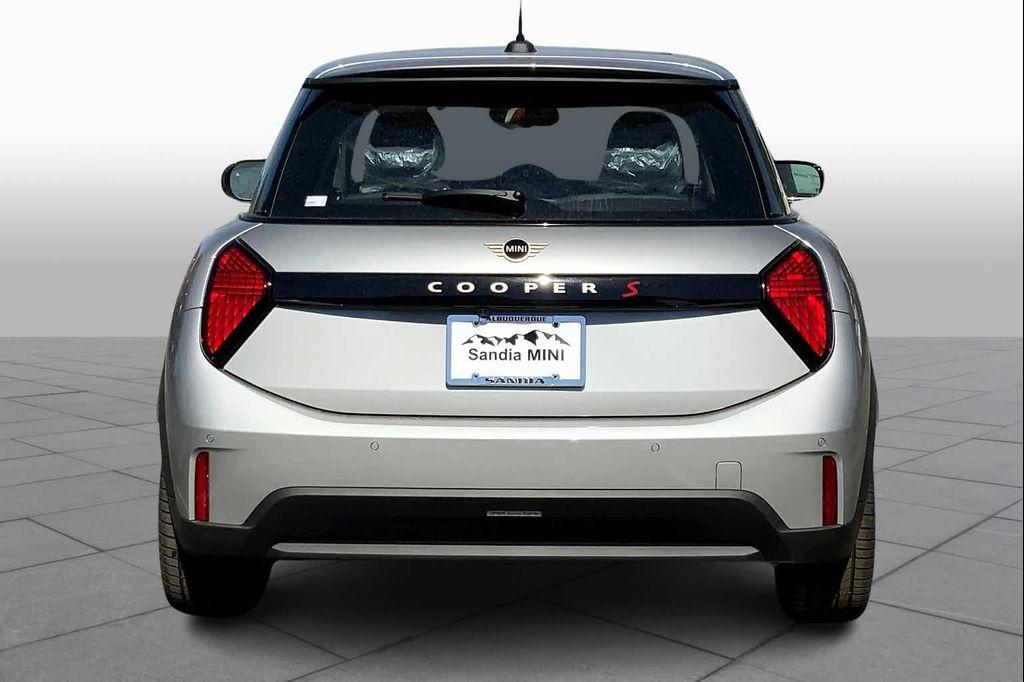 new 2025 MINI Hardtop car, priced at $30,950