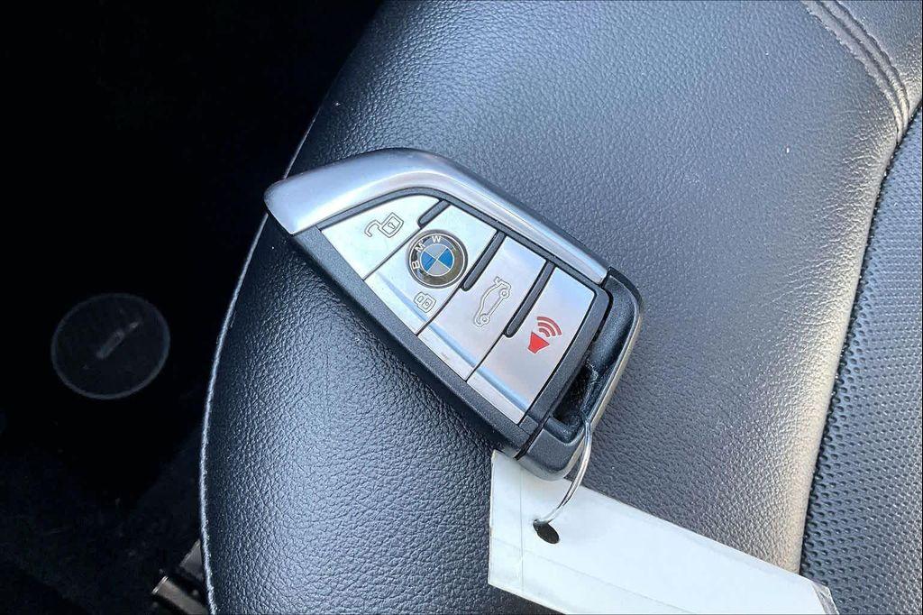 used 2021 BMW X5 car, priced at $34,900