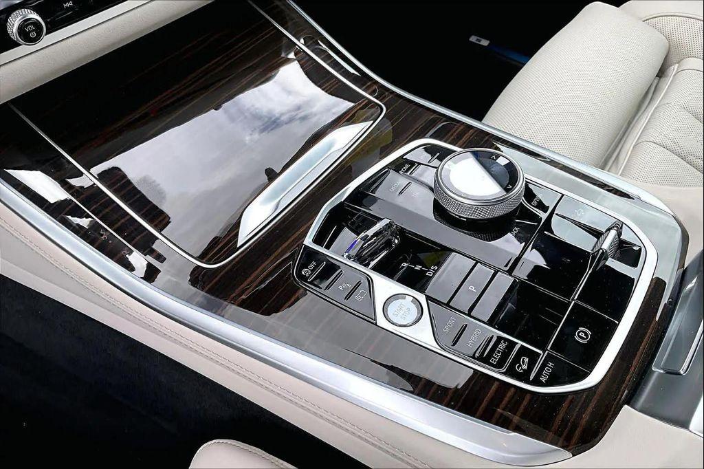 new 2026 BMW X5 PHEV car, priced at $90,050