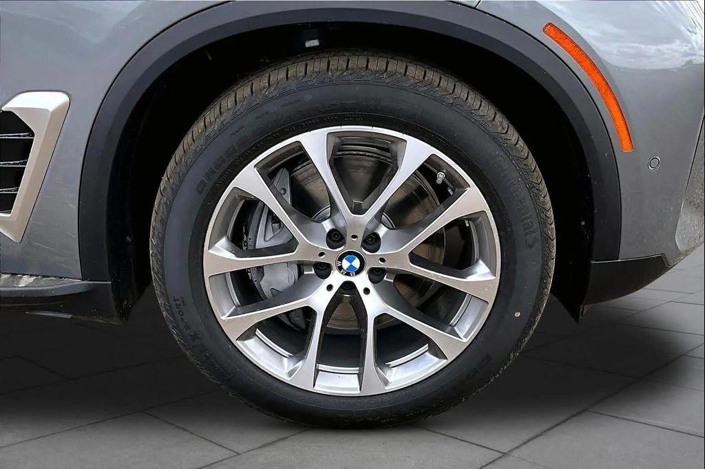 new 2026 BMW X5 PHEV car, priced at $90,050