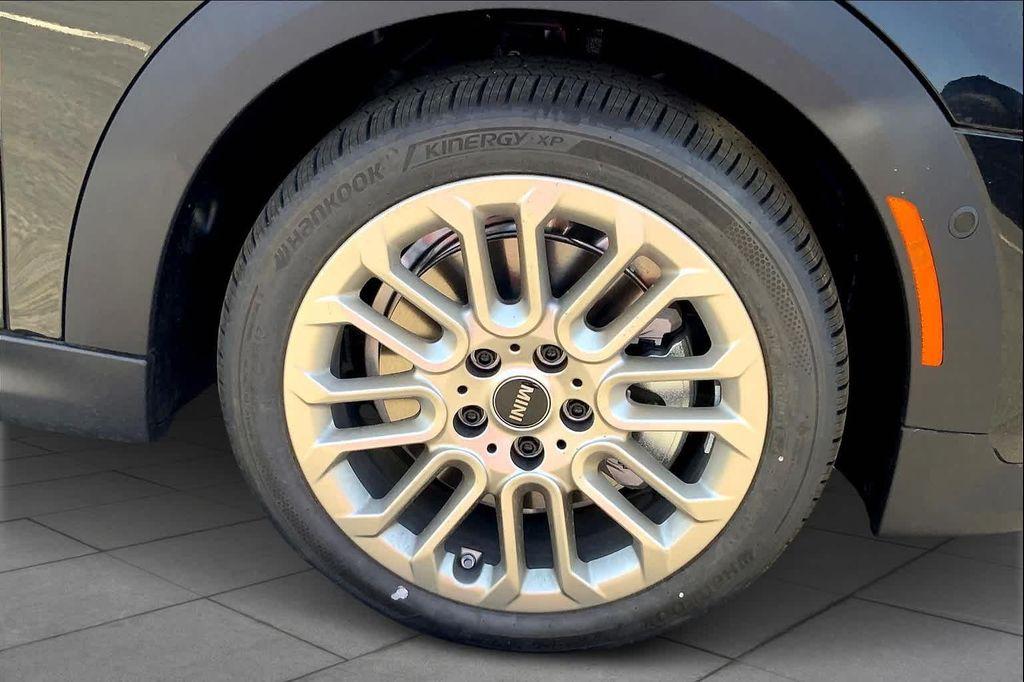 new 2025 MINI Hardtop car, priced at $29,950