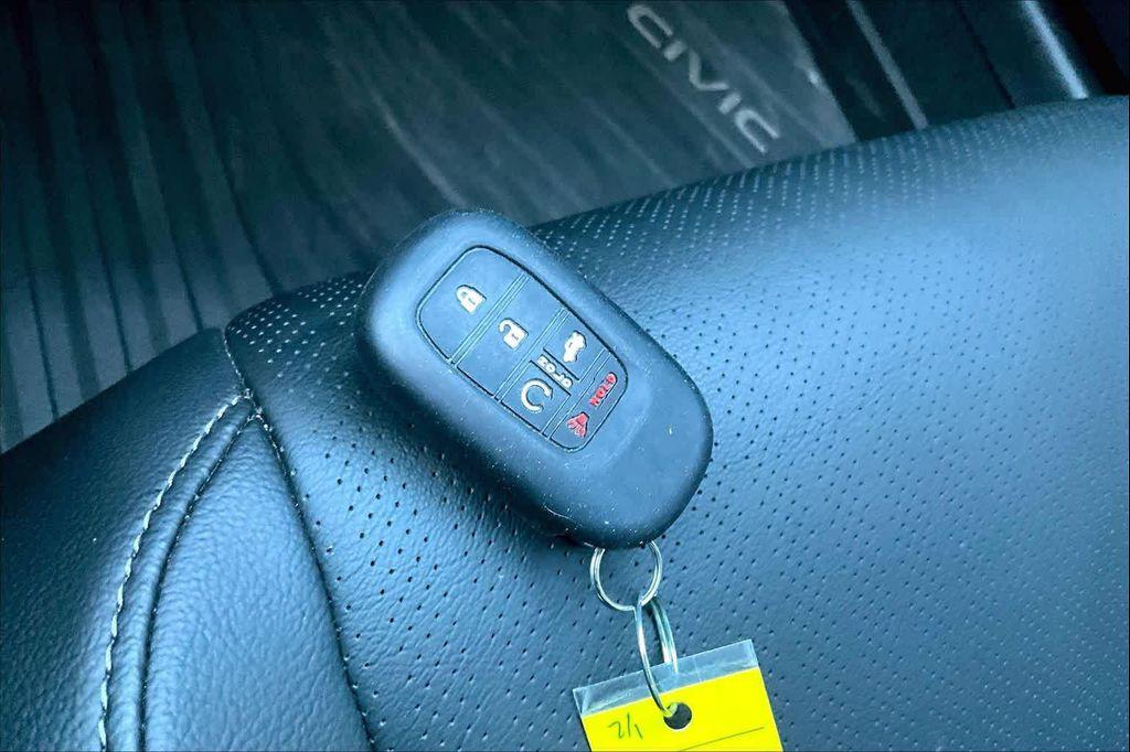 used 2025 Honda Civic Hybrid car, priced at $32,900