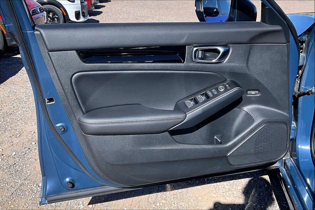 used 2025 Honda Civic Hybrid car, priced at $32,900