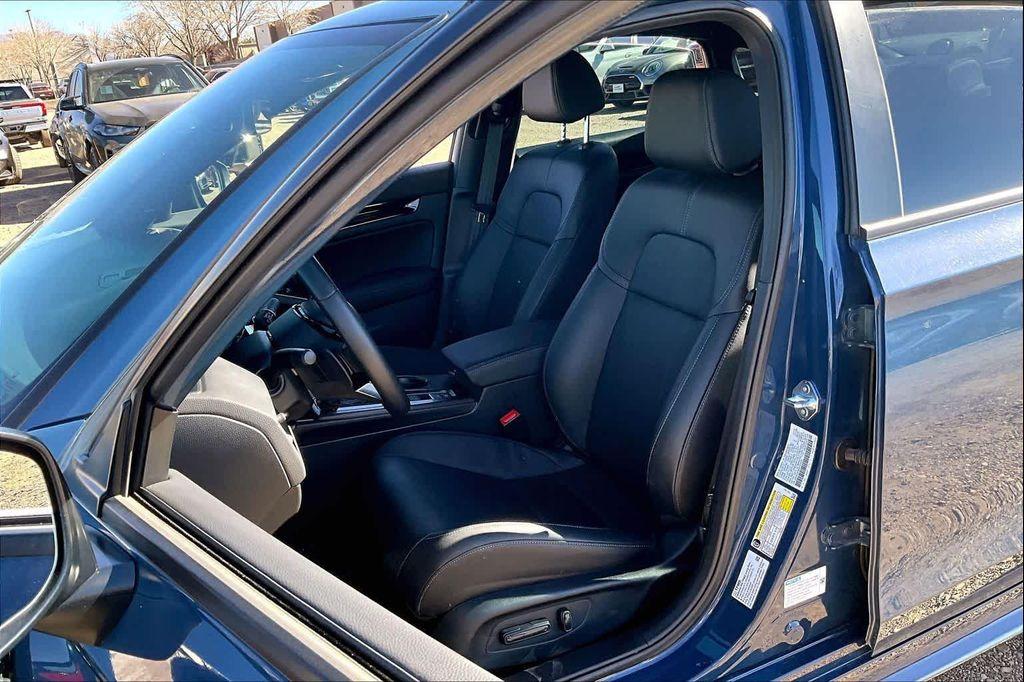 used 2025 Honda Civic Hybrid car, priced at $32,900