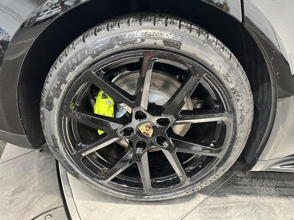 new 2026 Porsche Panamera car, priced at $146,380