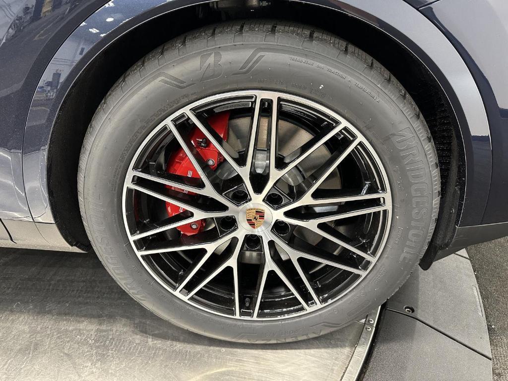 new 2026 Porsche Cayenne car, priced at $131,660