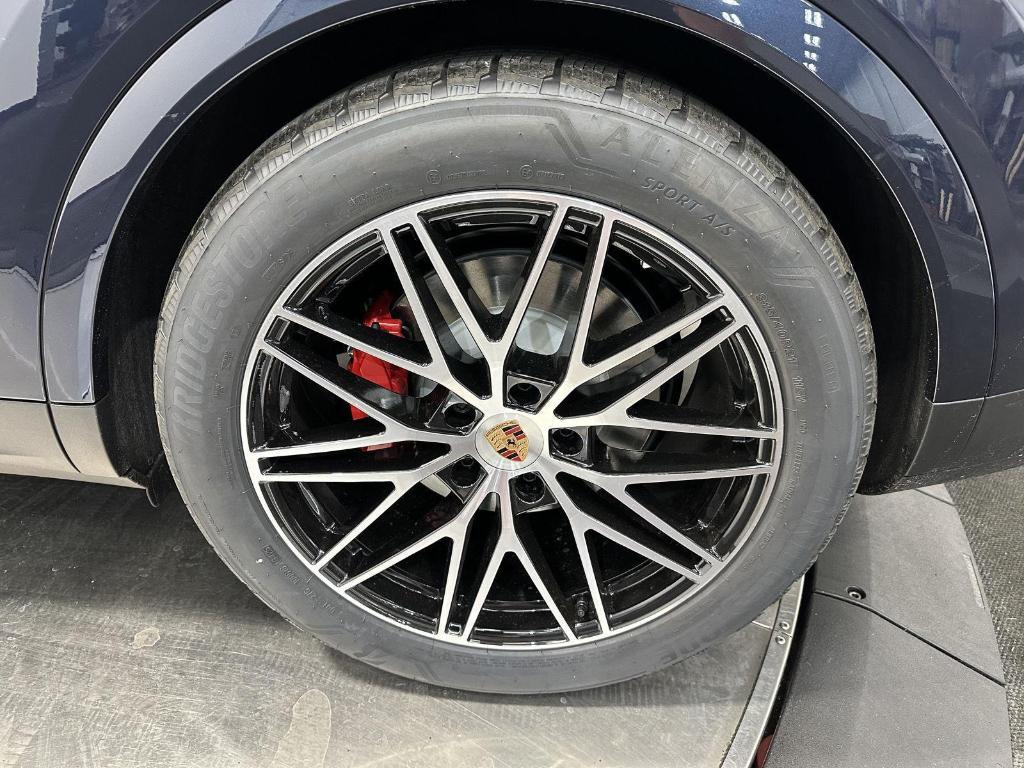 new 2026 Porsche Cayenne car, priced at $131,660
