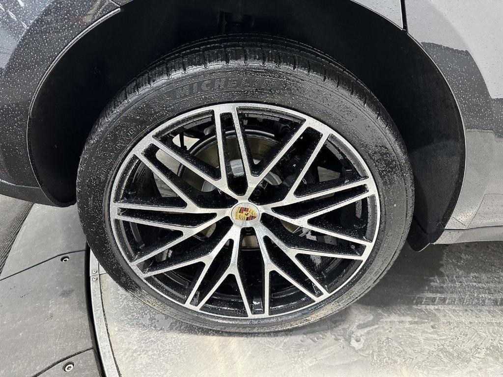 new 2026 Porsche Macan car