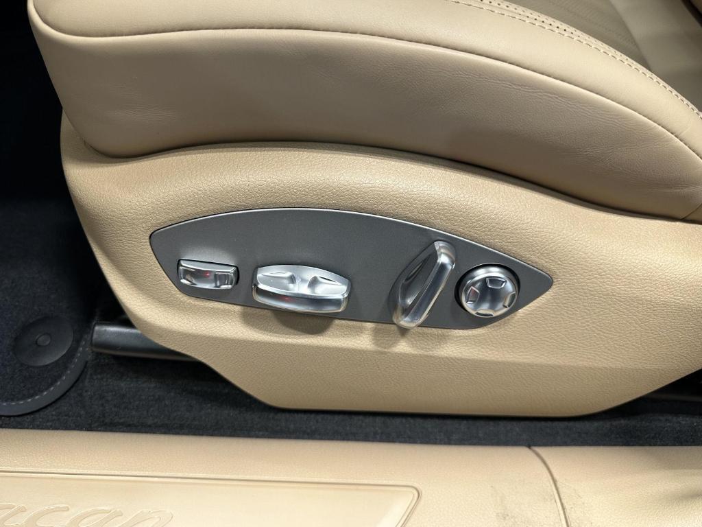 new 2026 Porsche Macan car