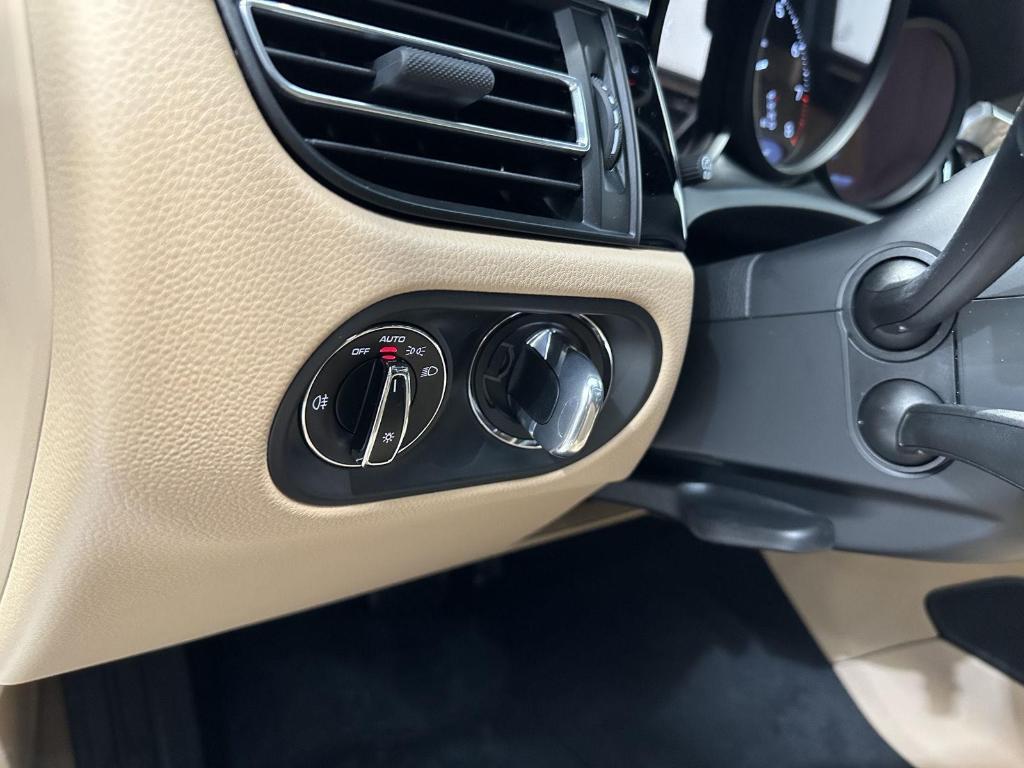 new 2026 Porsche Macan car