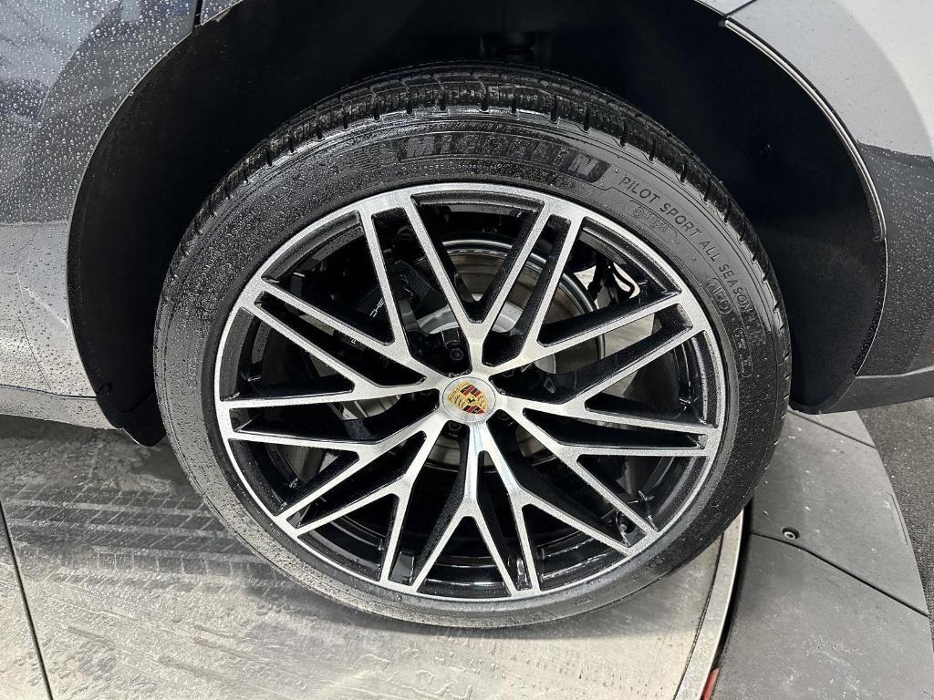 new 2026 Porsche Macan car