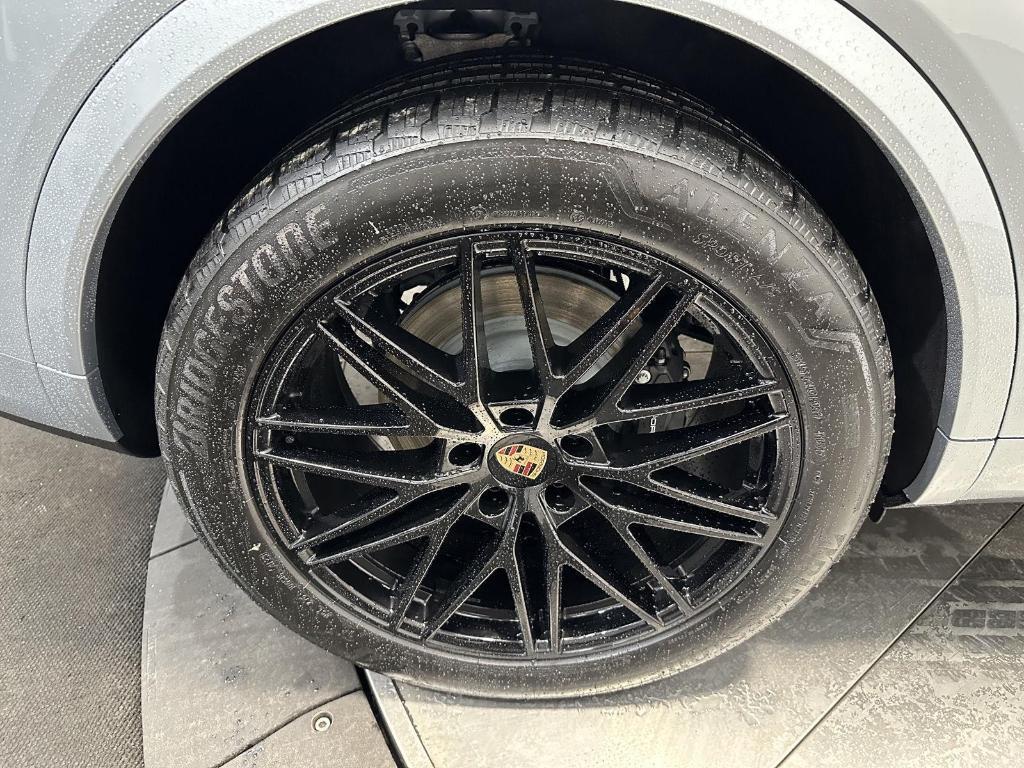 new 2026 Porsche Cayenne car, priced at $116,610