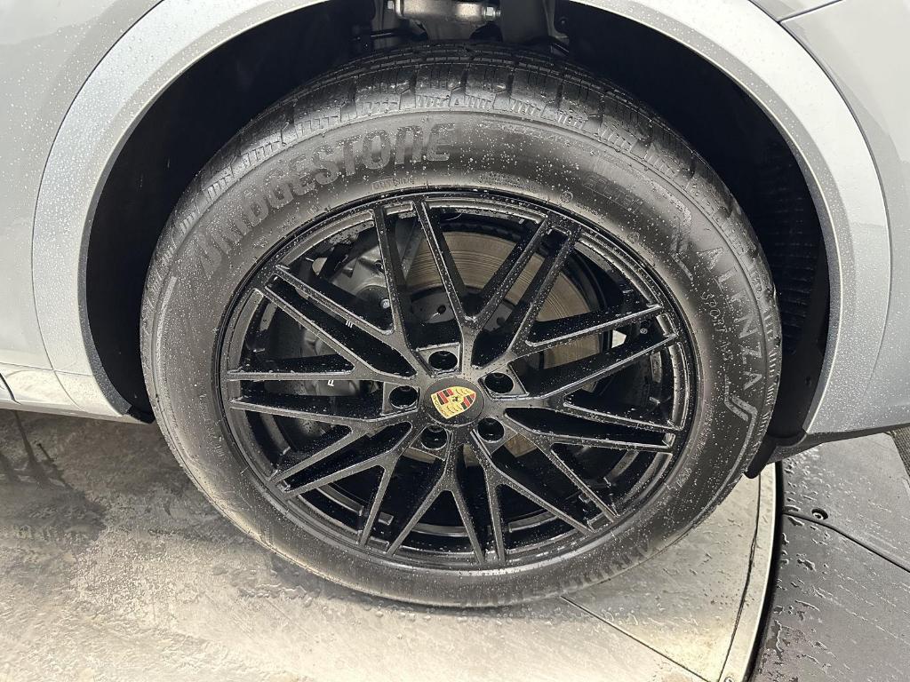 new 2026 Porsche Cayenne car, priced at $116,610