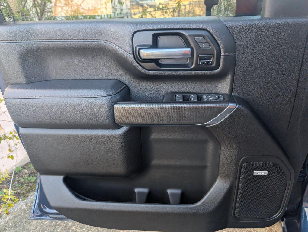 used 2022 GMC Sierra 2500 car, priced at $45,995