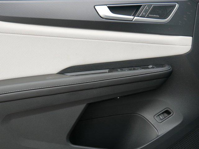 new 2026 Volkswagen Atlas Cross Sport car, priced at $55,484