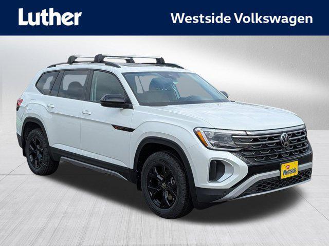new 2026 Volkswagen Atlas car, priced at $52,355