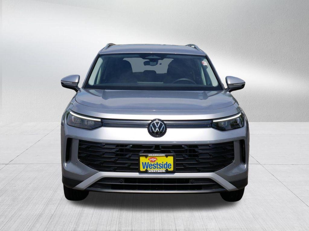 used 2025 Volkswagen Tiguan car, priced at $27,825