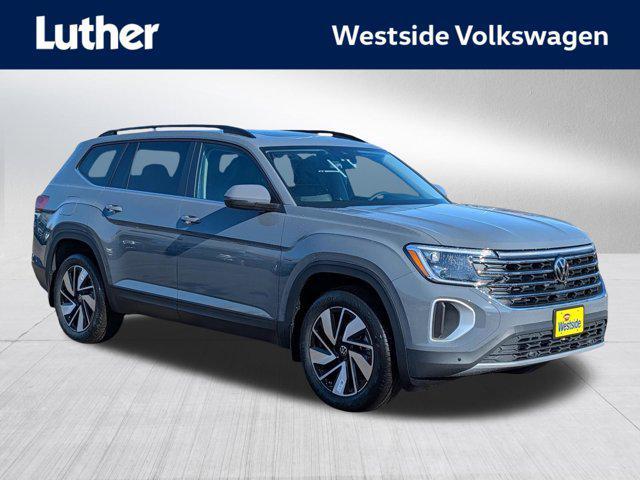 new 2026 Volkswagen Atlas car, priced at $50,386