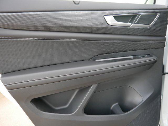 new 2026 Volkswagen Atlas Cross Sport car, priced at $53,305