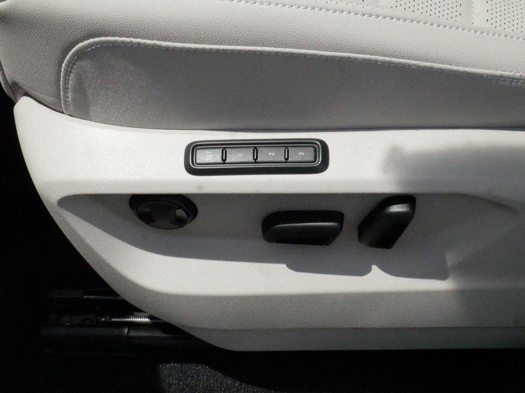 used 2025 Volkswagen Atlas car, priced at $41,325