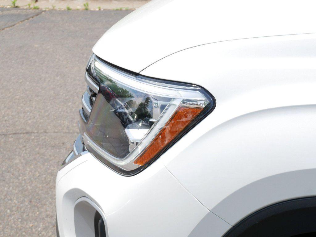 used 2025 Volkswagen Atlas car, priced at $41,325