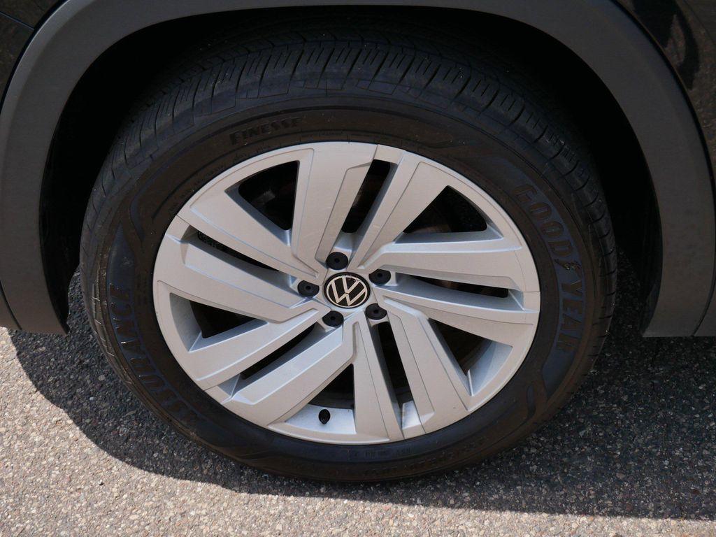 used 2021 Volkswagen Atlas car, priced at $25,325