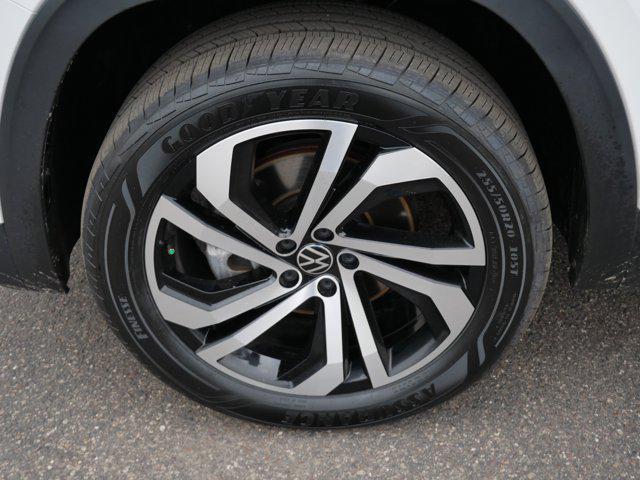 used 2023 Volkswagen Atlas car, priced at $35,625