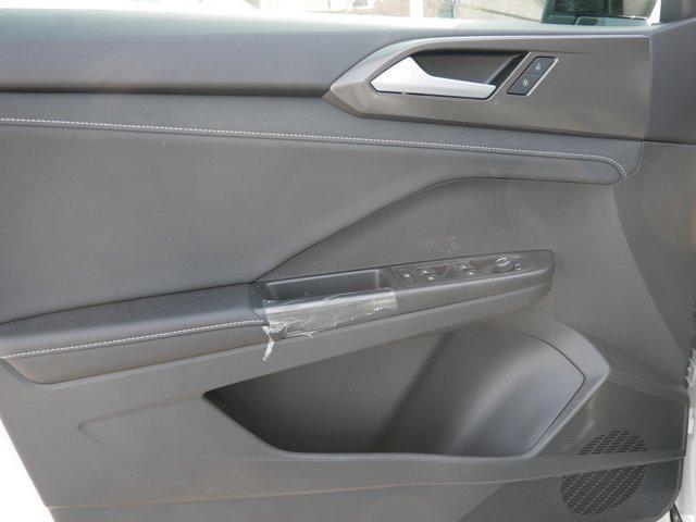 new 2026 Volkswagen Taos car, priced at $36,396