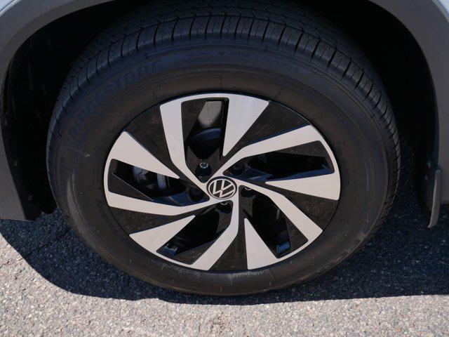 used 2025 Volkswagen Tiguan car, priced at $29,676