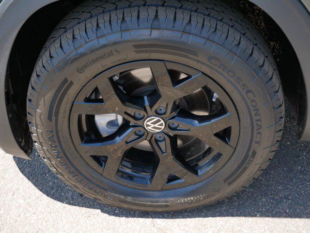 used 2024 Volkswagen Atlas car, priced at $37,325