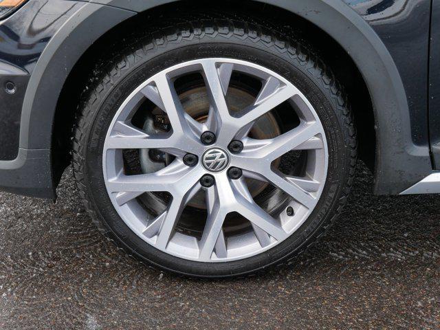 used 2019 Volkswagen Golf Alltrack car, priced at $24,975