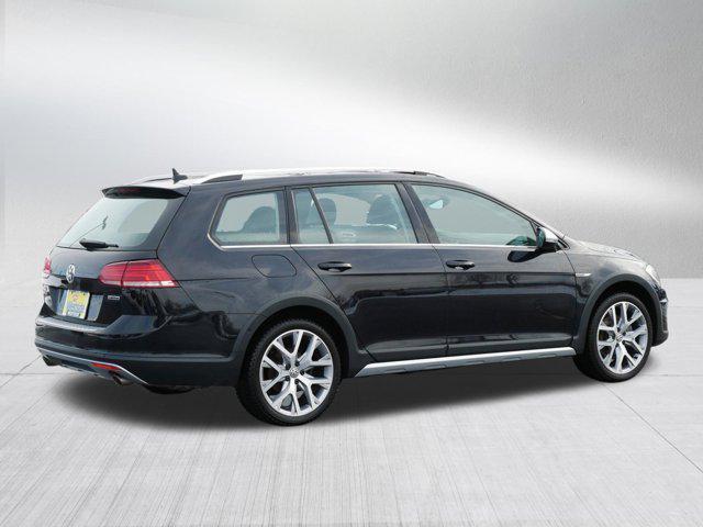 used 2019 Volkswagen Golf Alltrack car, priced at $24,975