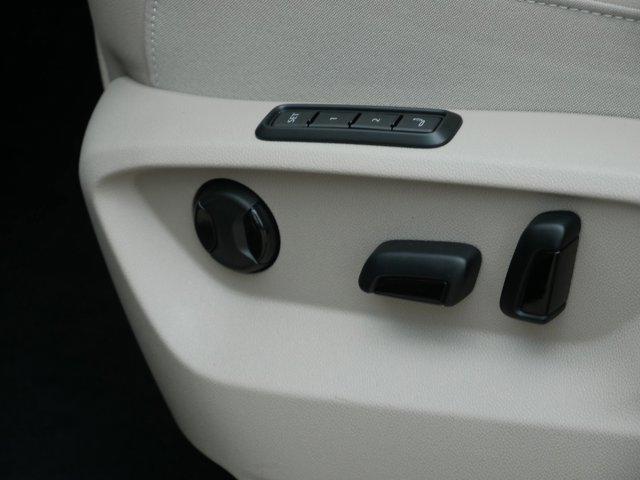 new 2026 Volkswagen Atlas car, priced at $53,470