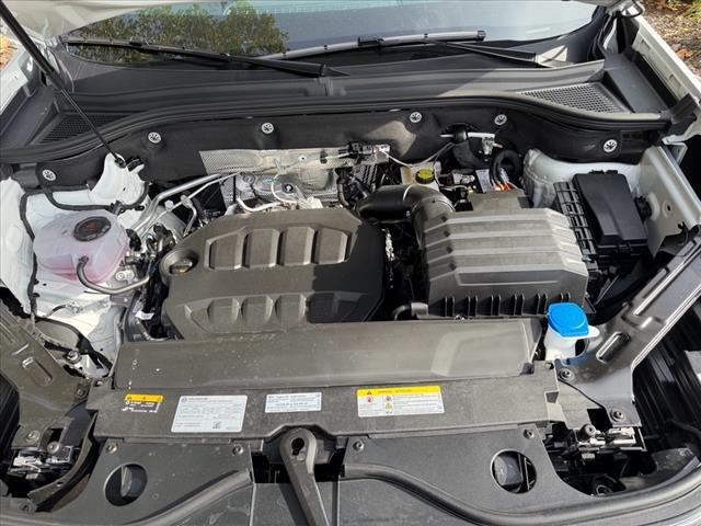 new 2026 Volkswagen Atlas car, priced at $42,312