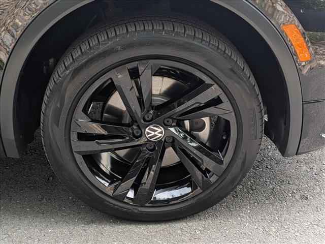 used 2024 Volkswagen Tiguan car, priced at $31,368