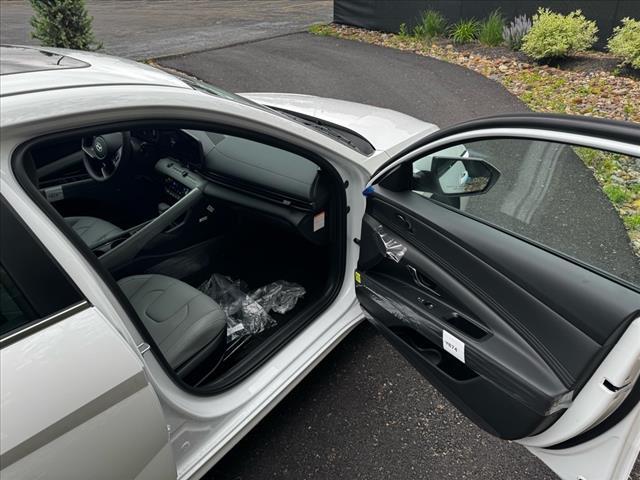 new 2025 Hyundai ELANTRA HEV car, priced at $27,080