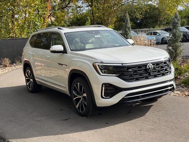 new 2026 Volkswagen Atlas car, priced at $52,618