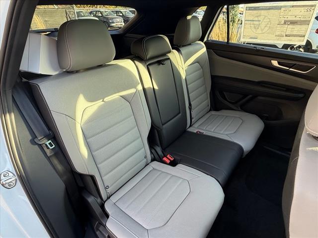 new 2026 Volkswagen Atlas Cross Sport car, priced at $51,946