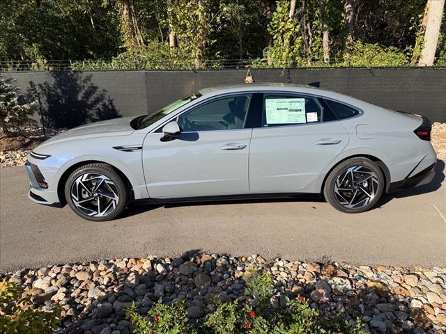 new 2026 Hyundai Sonata car, priced at $30,656