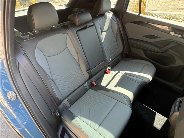 new 2025 Volkswagen Tiguan car, priced at $33,295