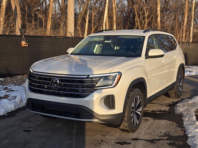 new 2026 Volkswagen Atlas car, priced at $39,682
